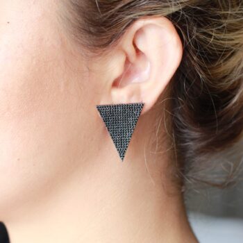 Siyah Taşlı Üçgen Gümüş Küpe/ Çift