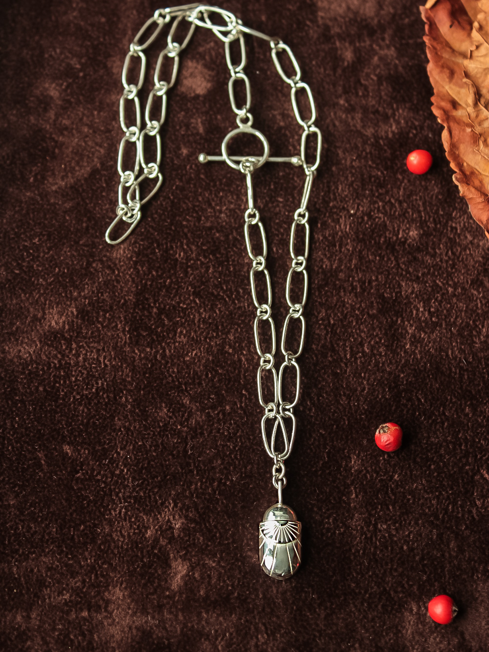 Scarab Güneş Figürlü 925 Ayar Gümüş El İşçiliği Kolye