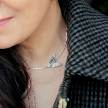 Studio Mirage el yapımı gümüş sinek kolye