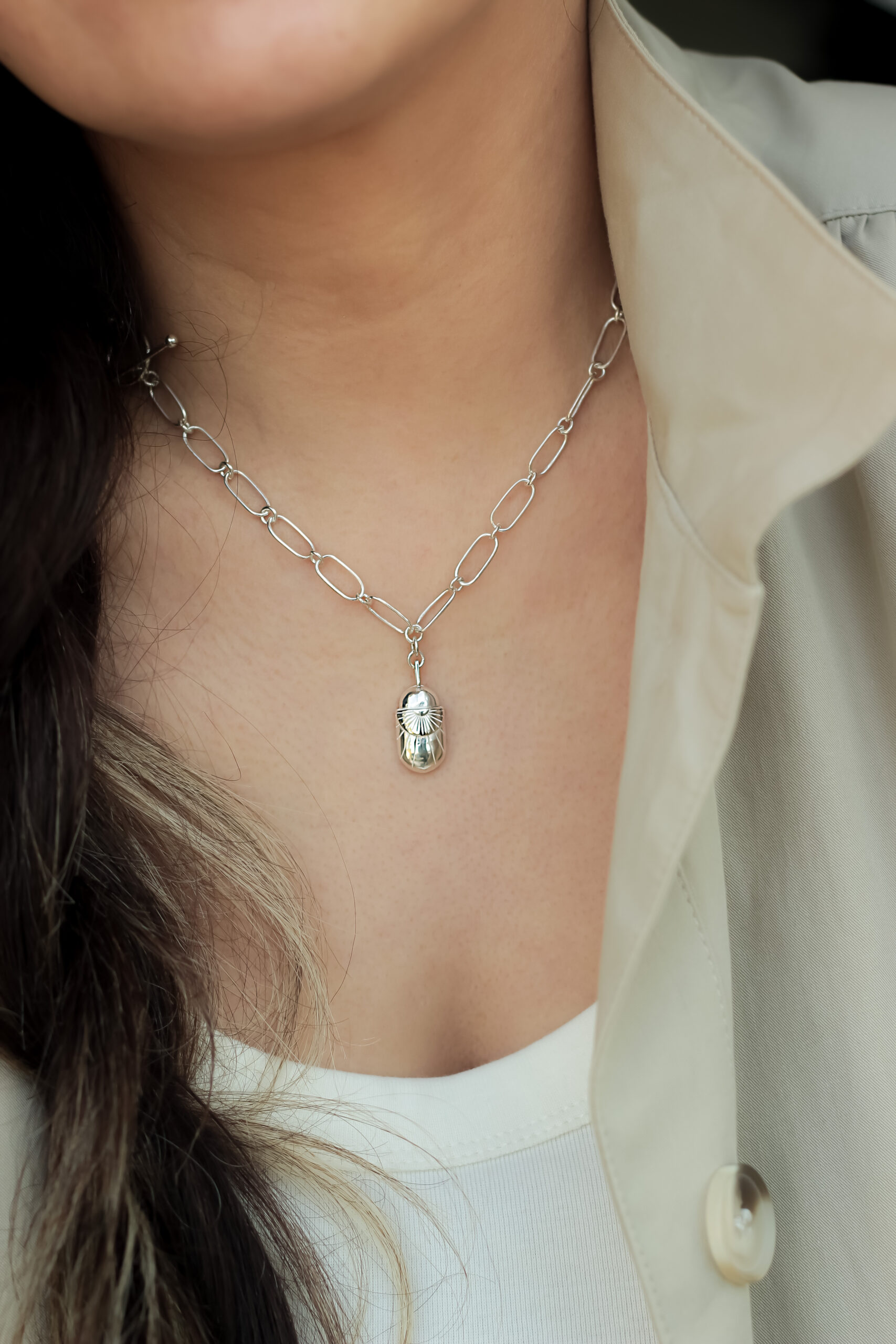 Scarab Güneş Figürlü 925 Ayar Gümüş El İşçiliği Kolye